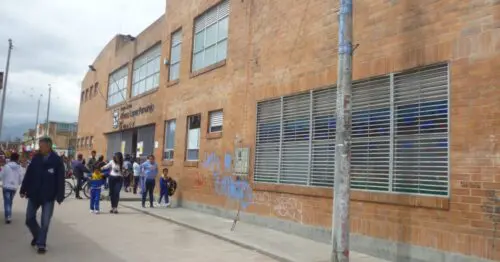 COLEGIO DISTRITAL ALFONSO LOPEZ PUMAREJO TRANSVERSAL 62B 39 CON 57 COLEGIO DISTRITAL ALFONSO LOPEZ PUMAREJO TRANSVERSAL 62B 39 CON 57